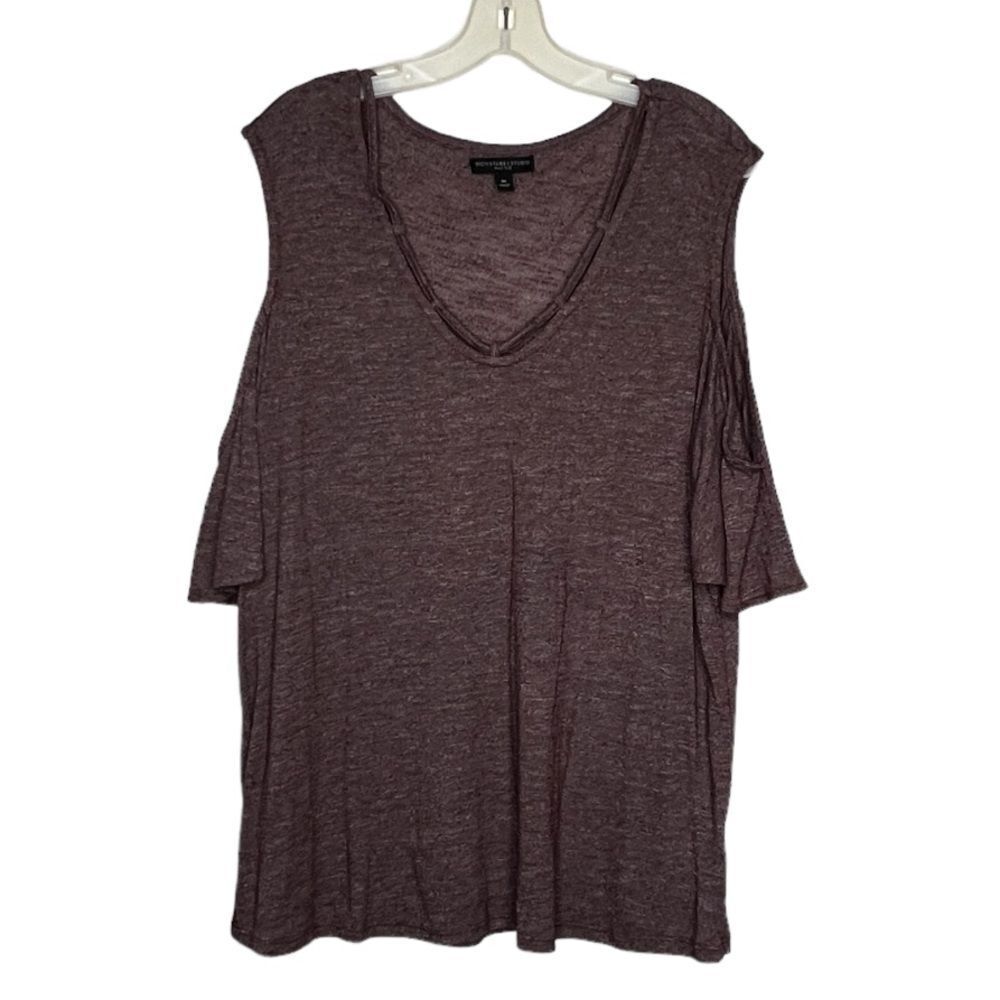 Signature I‎ Studio Cold Shoulder Top